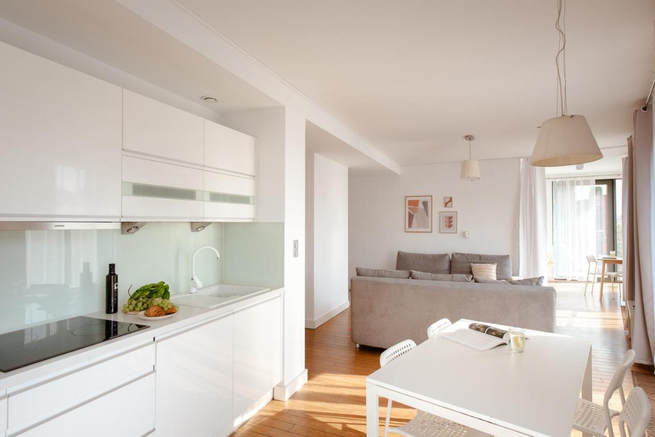 Spacious Apartment Close To Main Station / Galeria Krakowska المظهر الخارجي الصورة