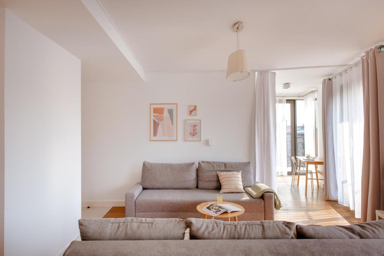 Spacious Apartment Close To Main Station / Galeria Krakowska المظهر الخارجي الصورة